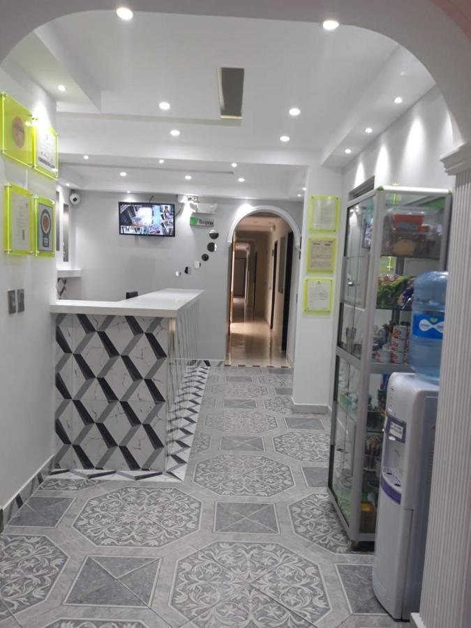 运动员酒店 麦德林 外观 照片