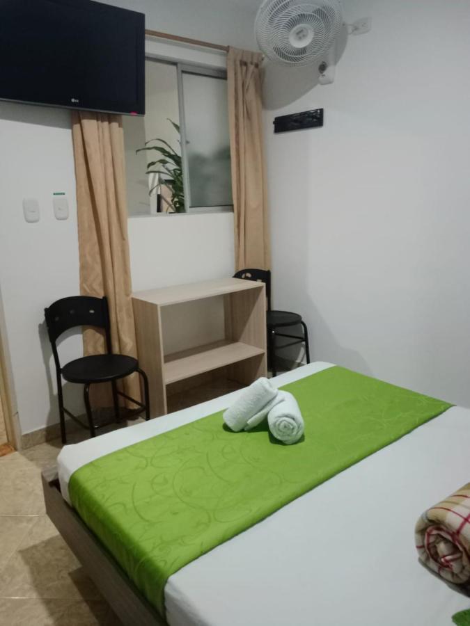 运动员酒店 麦德林 外观 照片